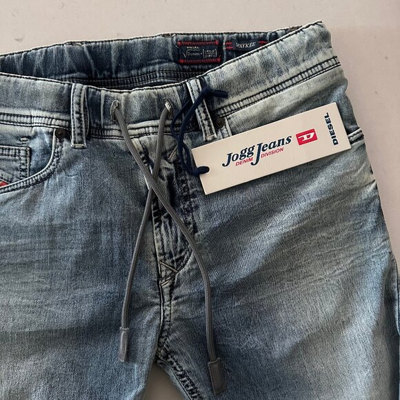 DIESEL WAYKEE JOGG JEANS IN LIGHT BLUE - Picture 3 of 6